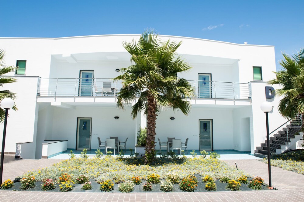 Medea Beach Resort — 4-Star Luxury Hotel in Capaccio, Italy