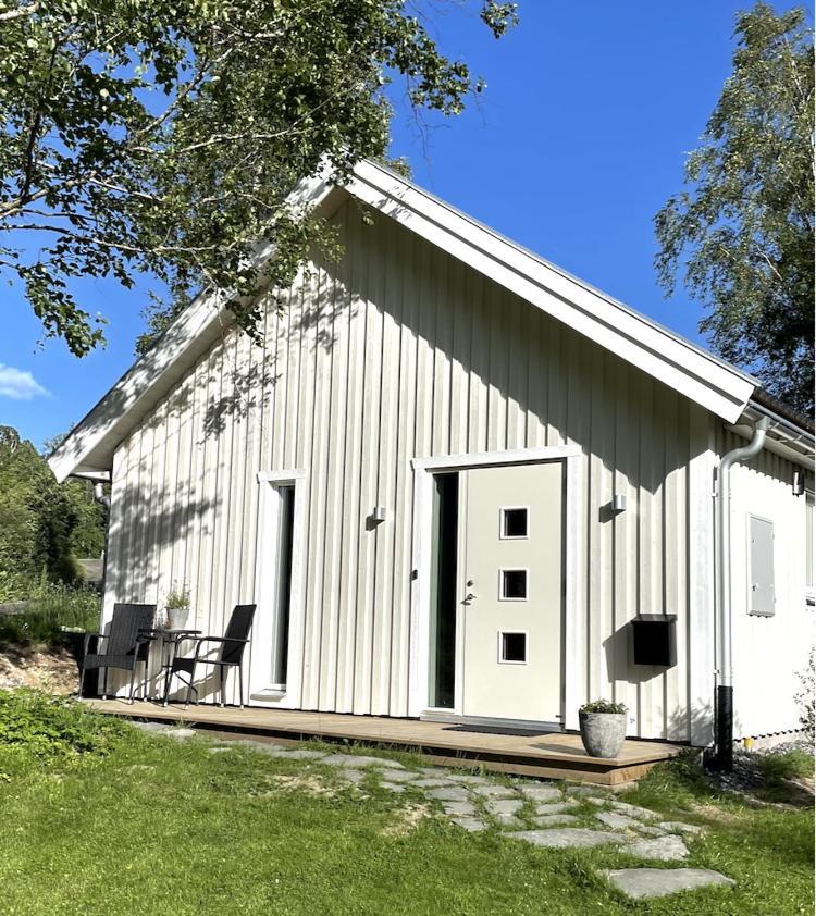 Floda Minihus Pa 62m2 for Plats for 4 Vuxna Och 2 Barn in Unknown City, Sweden