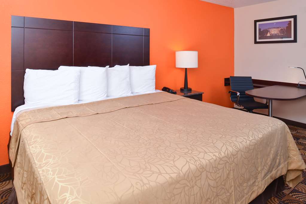 Americas Best Value Inn Pittsburgh Airport - photo 10