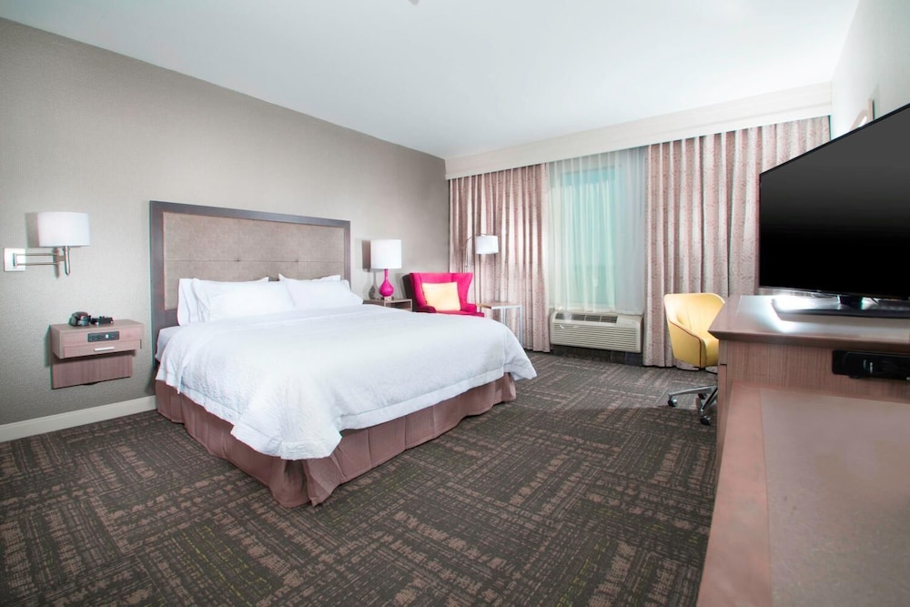 Hampton Inn & Suites La Porte - photo 9