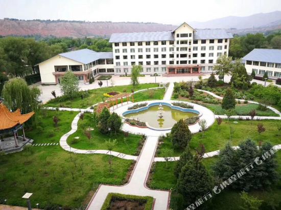 Linxia Conference Center Hotel — hotel in Linxia Chengguanzhen