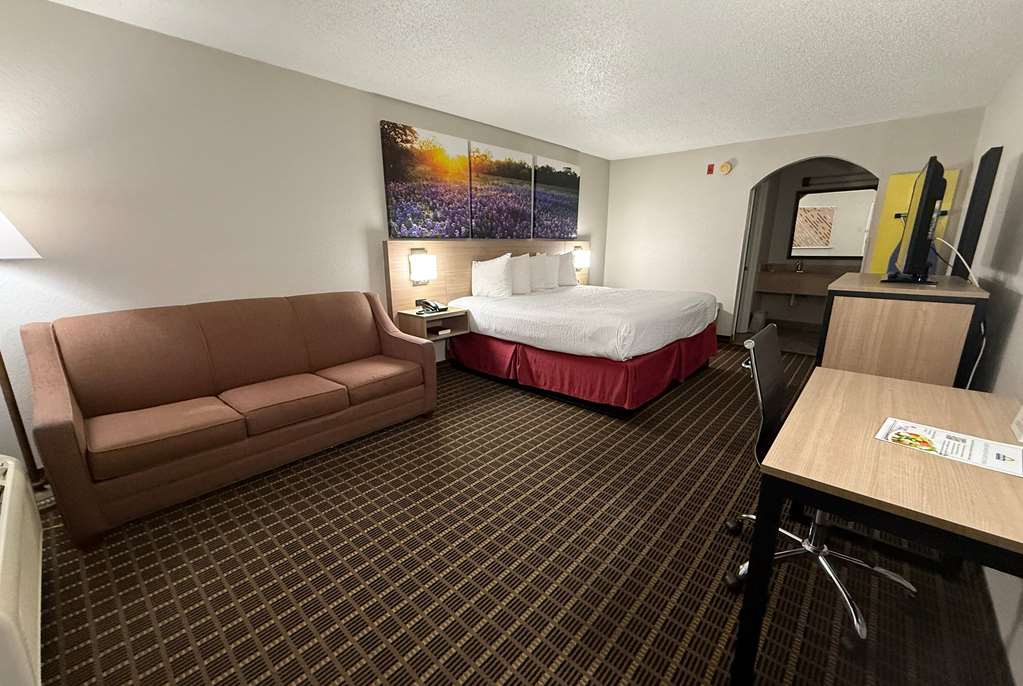 Days Inn by Wyndham San Antonio Morgan's Wonderland IH 35 N - photo 26