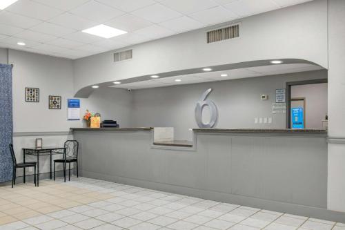 Motel 6 Chickasha Ok - photo 8