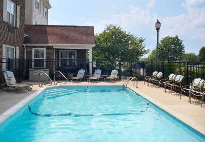 MainStay Suites Columbus Worthington - photo 9