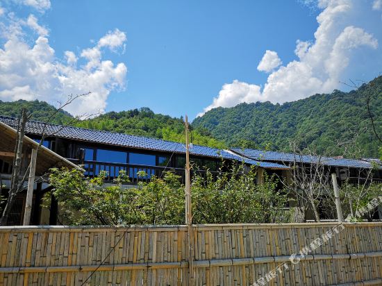 sanqingshanzuowangMinshuku in Yushan, People's Republic of China