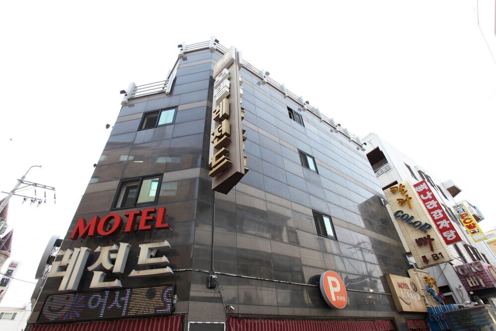 Suwon Legend in Suwon, South Korea