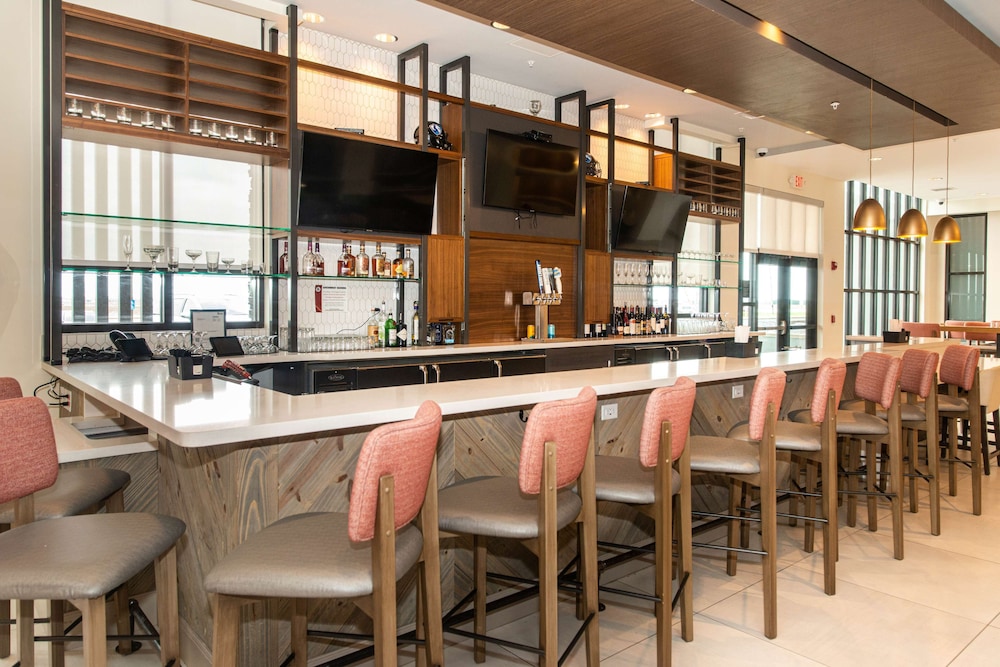 Hilton Garden Inn Mattoon - photo 47