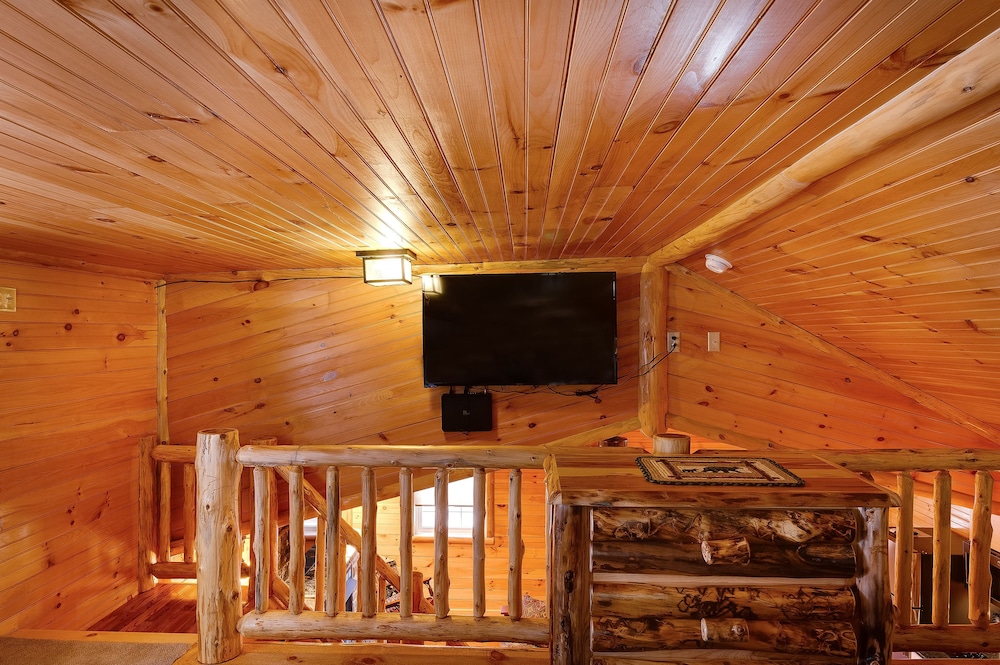 Cobble Mountain Lodge - photo 43