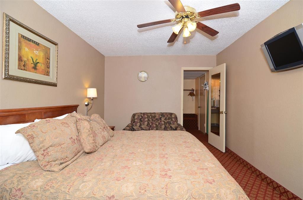 Americas Best Value Inn Stephenville - photo 8