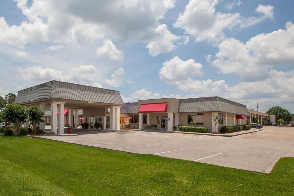 Ramada by Wyndham New Iberia - photo 2