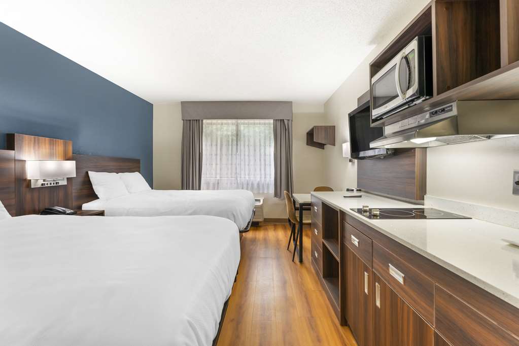 Suburban Studios LaVale Cumberland - photo 12