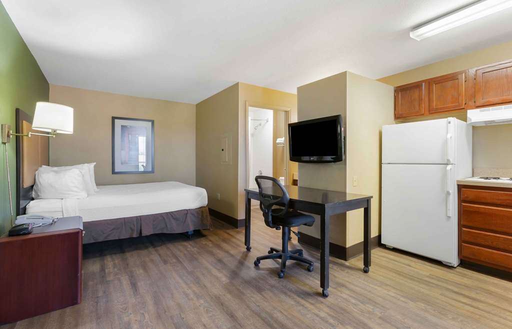 Extended Stay America Phoenix Chandler E. Chandler Blvd. - photo 10