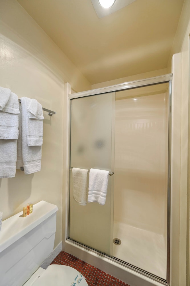 Cocusa Motel - photo 97
