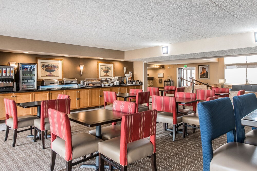 Comfort Inn & Suites Denver Northfield - photo 34