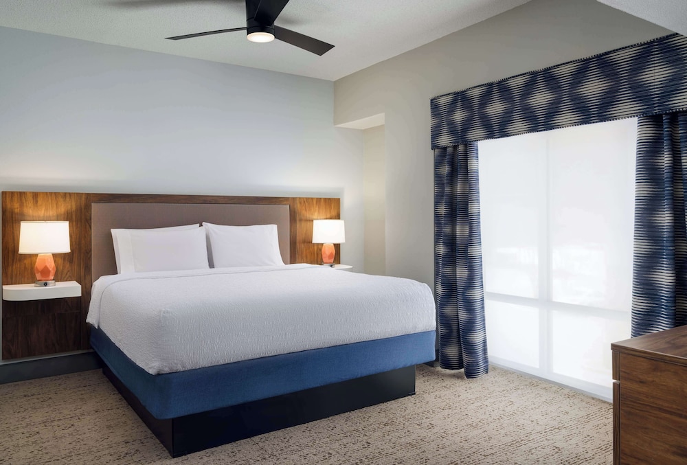 Hampton Inn & Suites Memphis East Germantown Area - photo 26