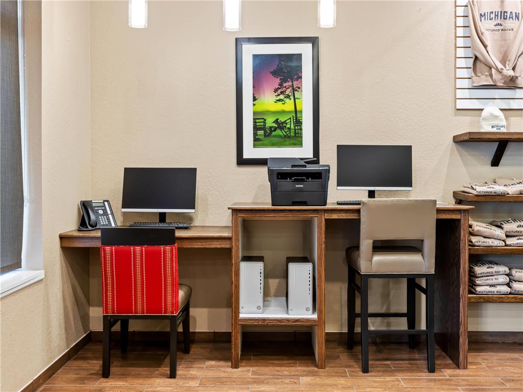Comfort Inn & Suites Munising Lakefront - photo 48