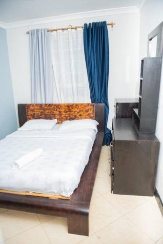 Forget your worries in this serene 5 Bedroom Villa