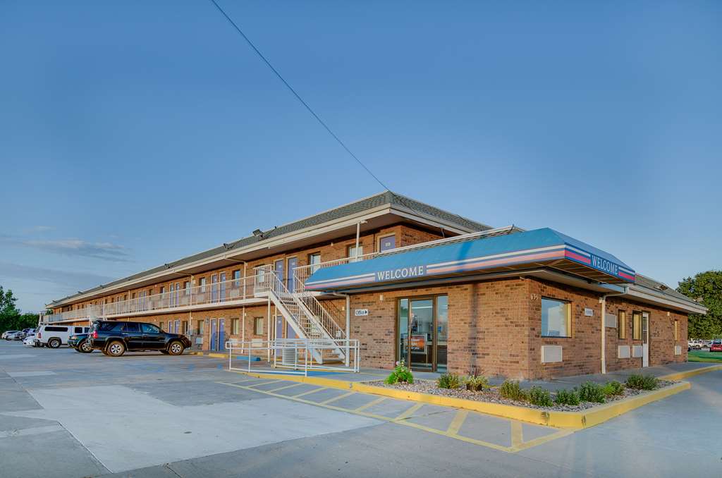 Motel 6 Salina KS - photo 3
