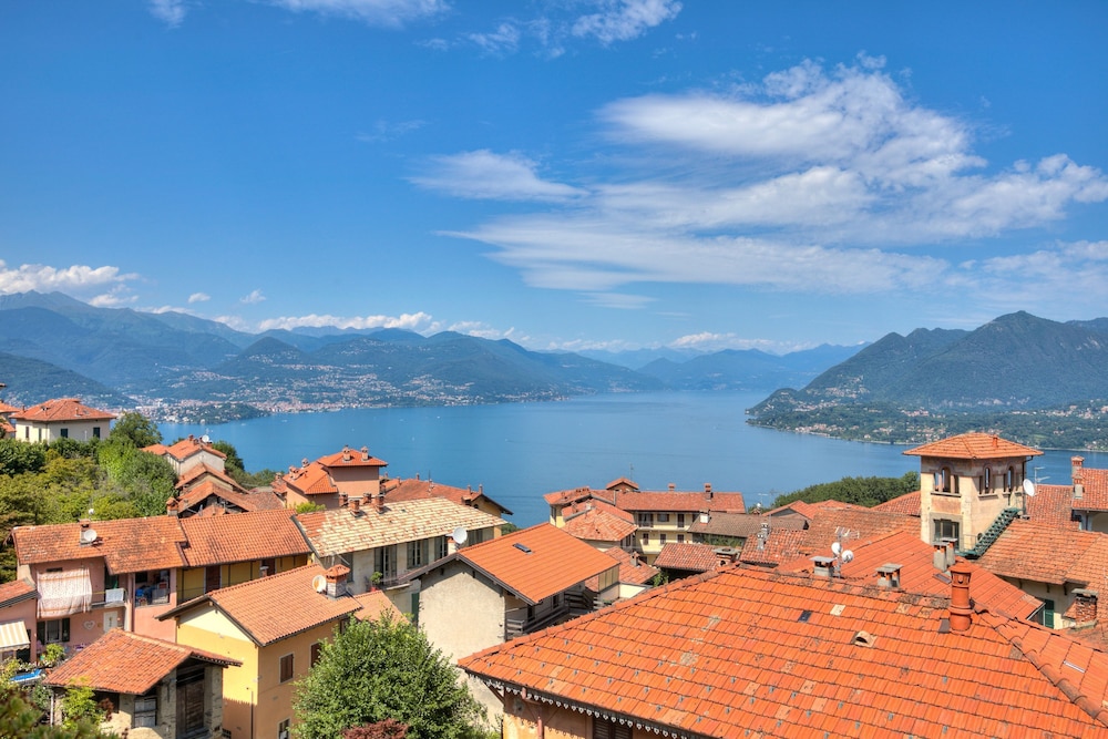 Charming Magognino Stresa Hills Lake View Happy Rentals — 4-Star Luxury Hotel in Stresa, Italy