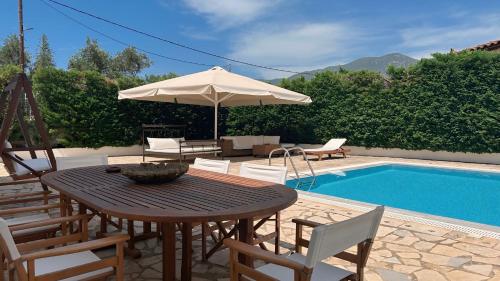 Villa Bianca — 4-Star Luxury Hotel in Kalamata, Greece