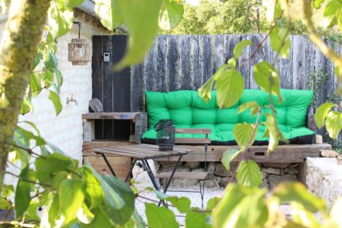 Studio Confort Charme & Tranquilite Le Grenier - last minute hotel in Unknown City