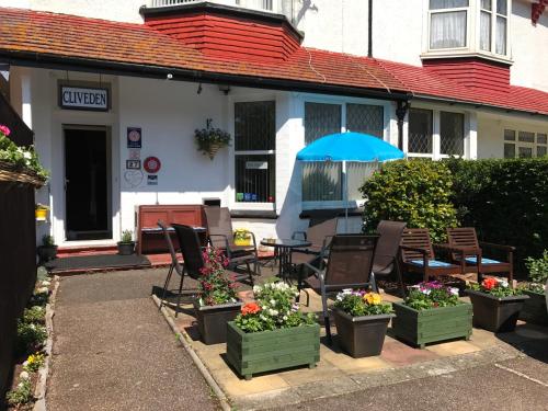 Cliveden Guest House — 4-Star Luxury Hotel in Paignton, United Kingdom