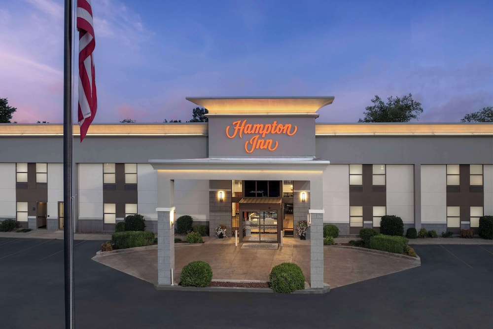 Hampton Inn Russellville - featured photo