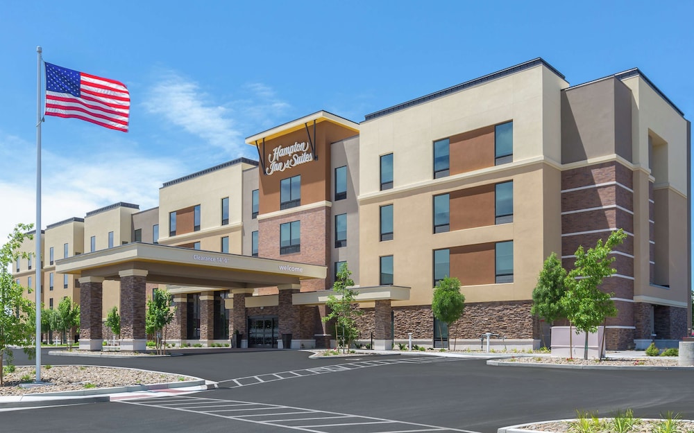 Hampton Inn & Suites Reno Sparks - featured photo