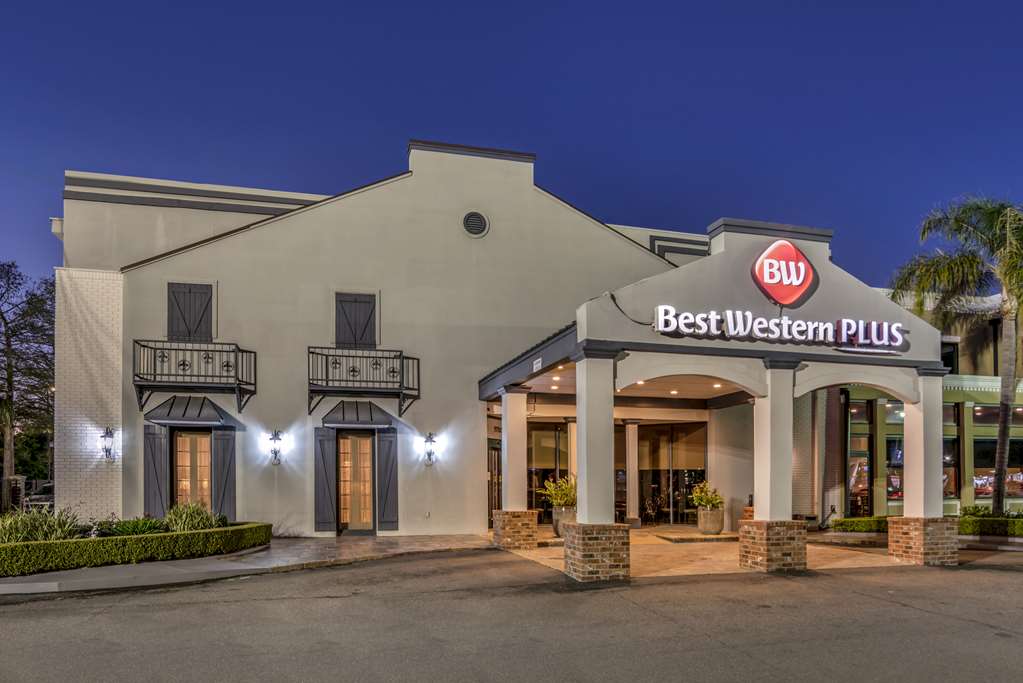 Best Western Plus Westbank in Harvey, United States