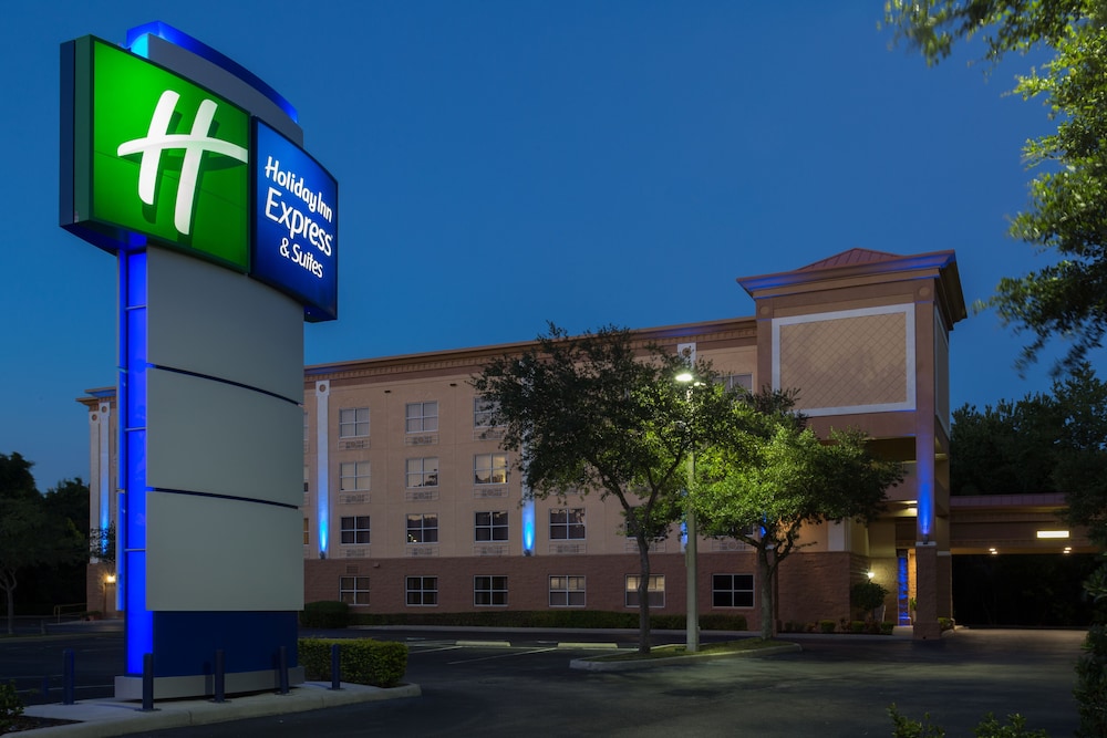 Holiday Inn Express Suites Plant City by IHG - photo 58