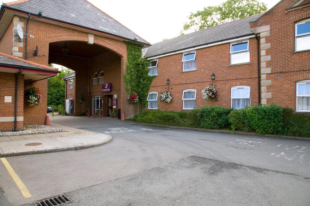 Premier Inn Kettering Hotel — Kettering