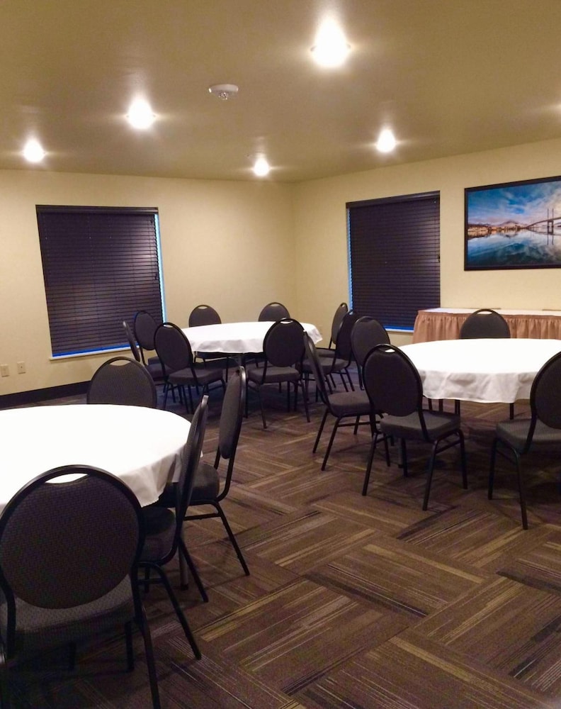 Aspen Suites Hotel Sitka - photo 25