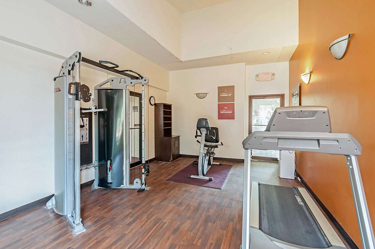 Red Roof Inn & Suites Chestertown - photo 13