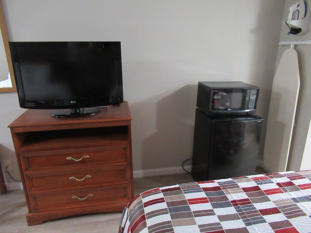 Red Roof Inn Walton Richwood - photo 7