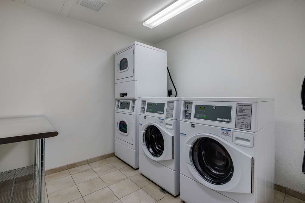 Motel 6 Poplar Bluff MO - photo 75