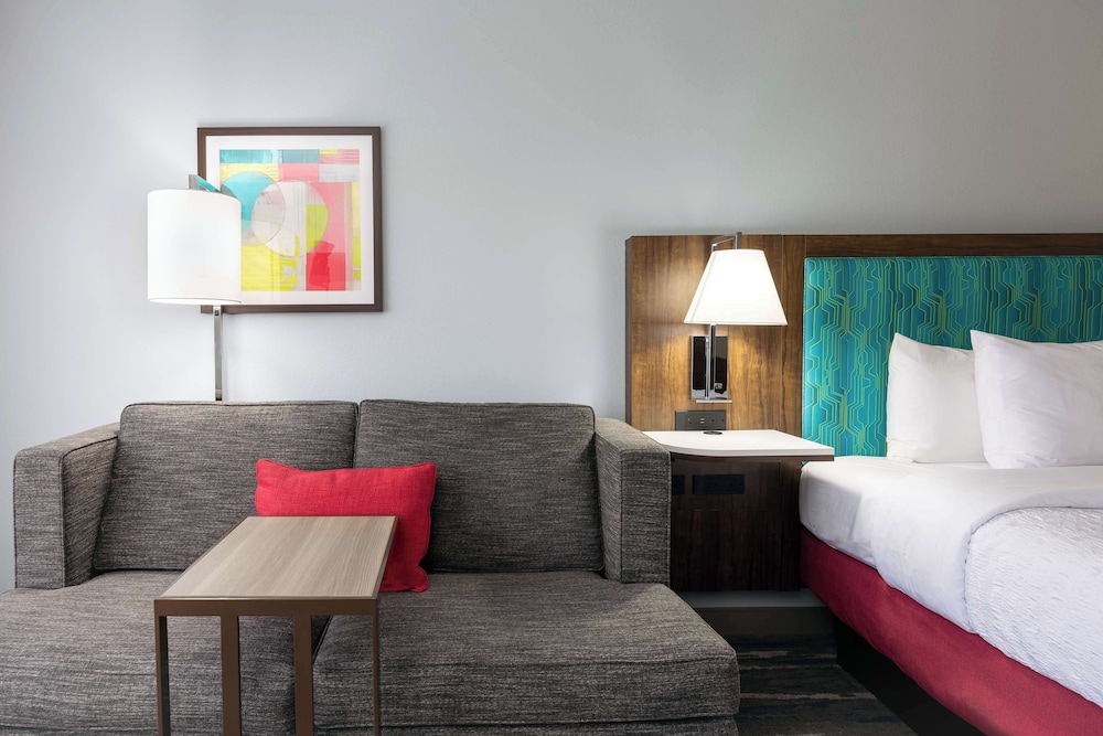 Hampton Inn & Suites Alpharetta Roswell - photo 34