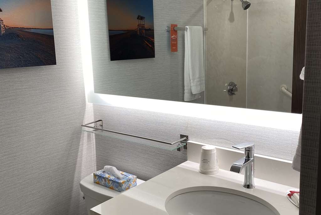 Howard Johnson by Wyndham Middletown Newport Area - photo 7