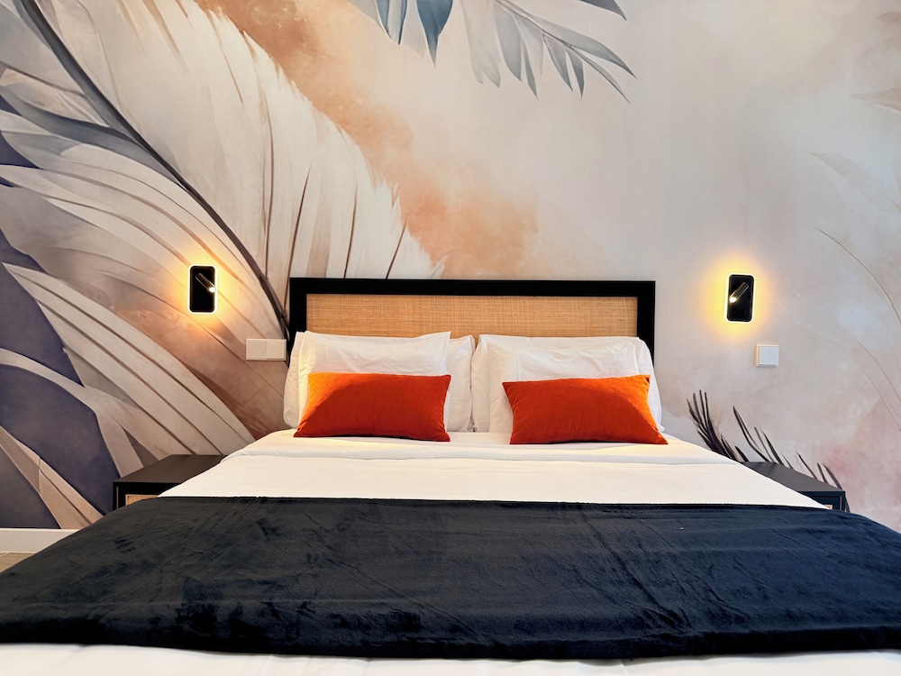 dozzZe Madrid Río - last minute hotel in Madrid