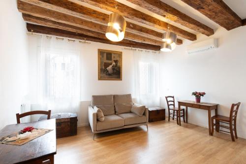 Favola a Venezia — 4-Star Luxury Hotel in Venice, Italy