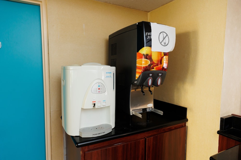 Garnet Inn & Suites Orlando - photo 124