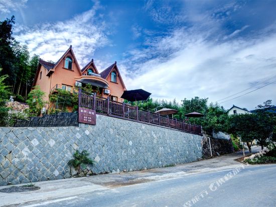 Mogan Yunyi Shanju Hotel - last minute hotel in Deqing