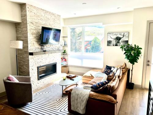 Mountain Views Retreat Close to All Private Sauna in Silverthorne, United States