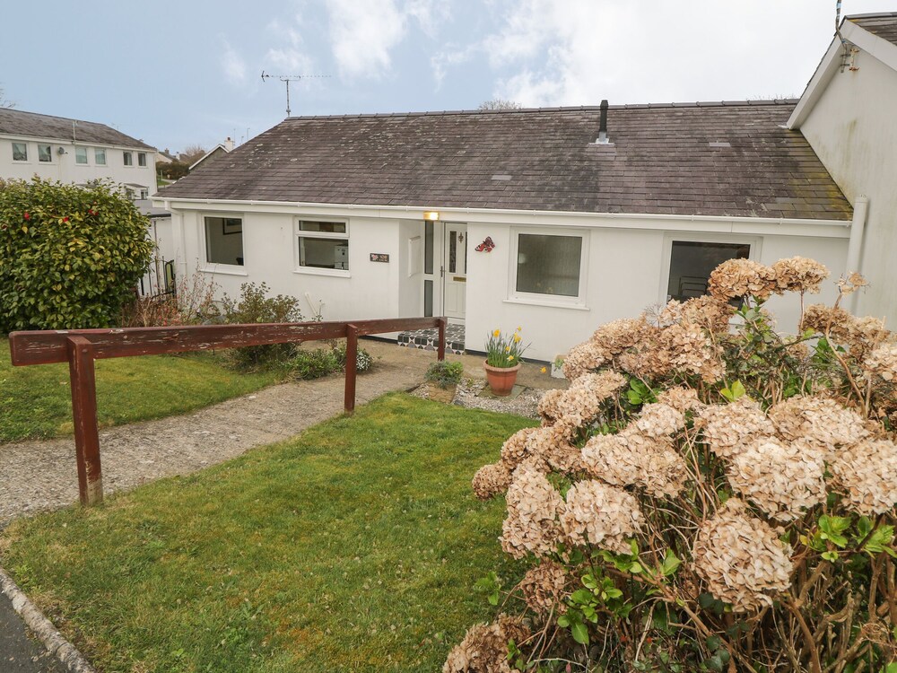 106 Cae Du Estate in Pwllheli, United Kingdom