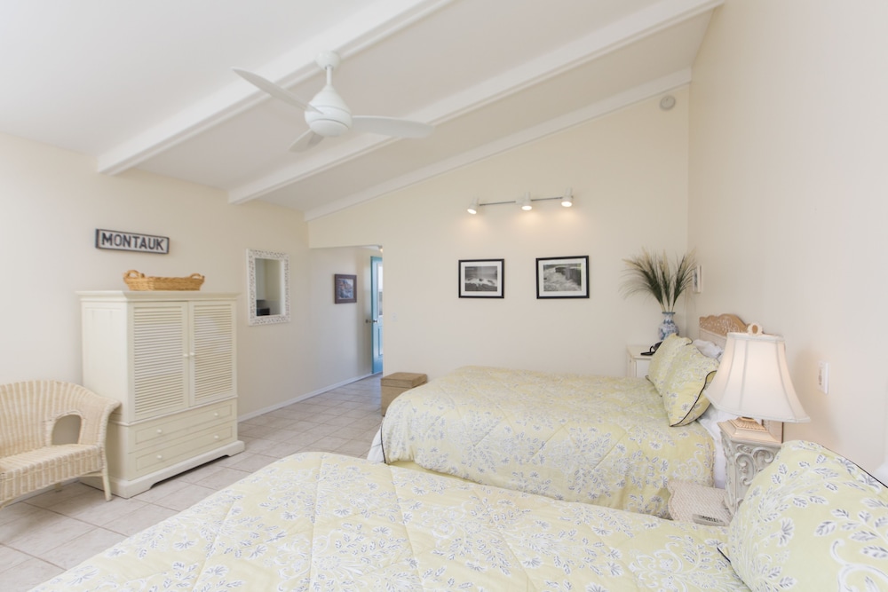 Driftwood Resort - photo 17