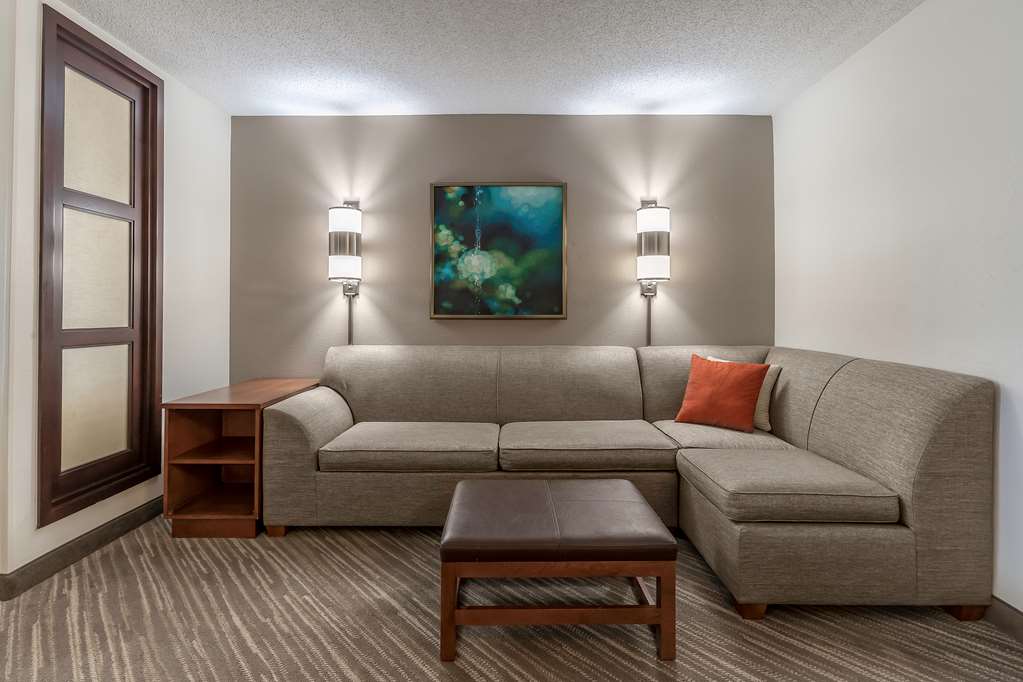 Hyatt Place Richmond Arboretum - photo 10