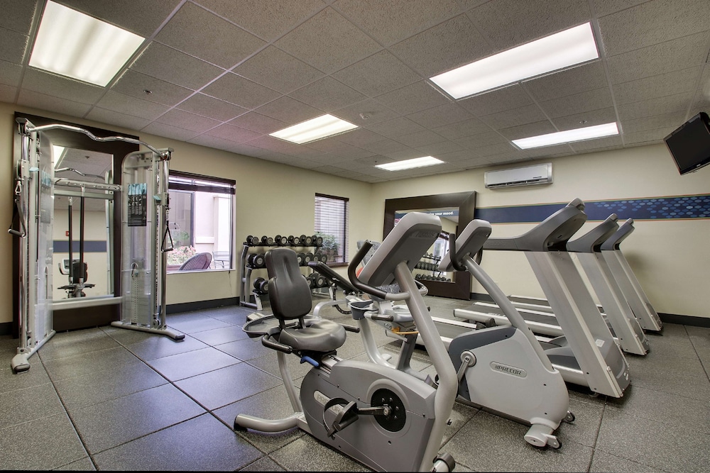 Hampton Inn Warner Robins - photo 36