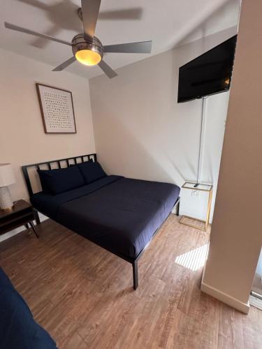 Hollywood Universal Studios Apartment FREE parking — 4-Star Luxury Hotel in Los Angeles, United States