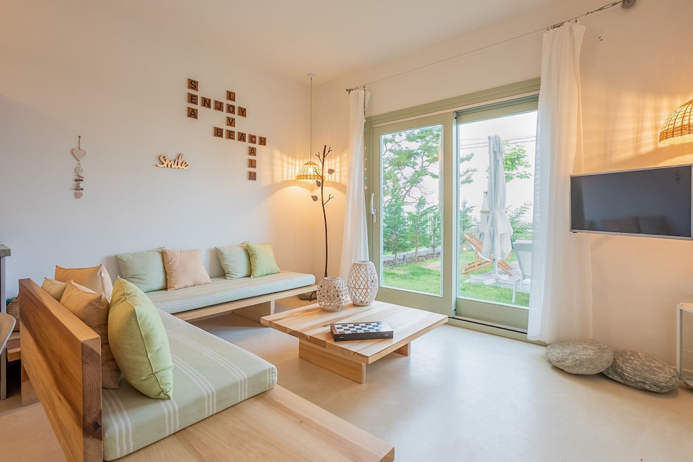 Sea and Sun Luxury Pools' Villas — 4-Star Luxury Hotel in Zagora, Greece