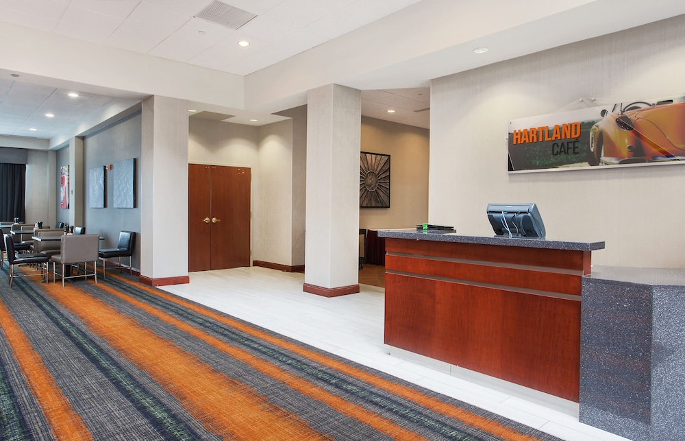 Holiday Inn University Plaza Bowling Green an IHG Hotel - photo 3
