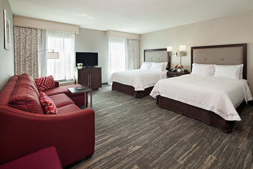 Hampton Inn & Suites Palm Desert - photo 27